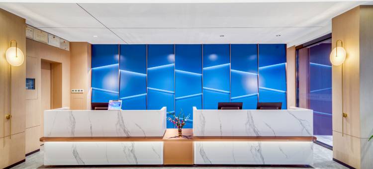 新浪潮精选酒店(东营西城万达广场山东胜利职业学院店)图片