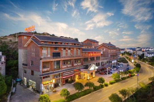 维也纳酒店(安顺黄果树瀑布景区店)预订价格,联系电话位置地址【携程酒店】