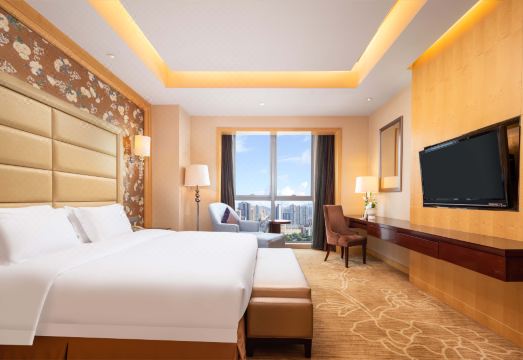 Crowne Plaza Xiangyang Hotel Overview