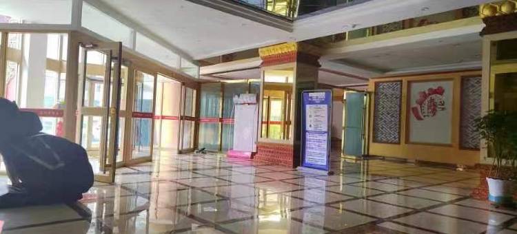 玉树尕尔寺酒店图片