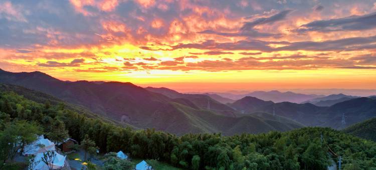 莫干山大白熊国际营地图片