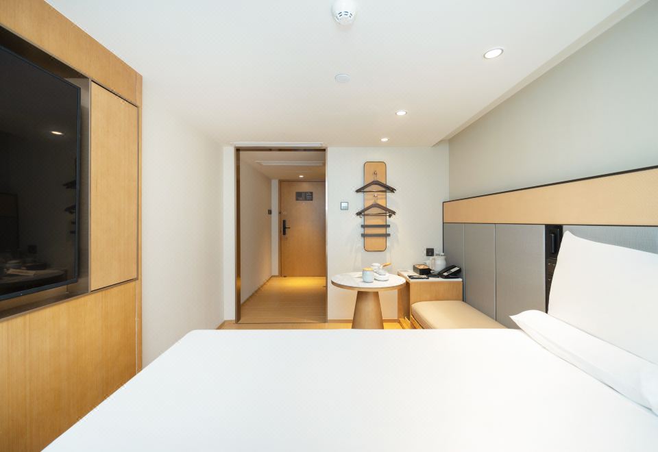 Liberatador Cuidad Blanca Over view