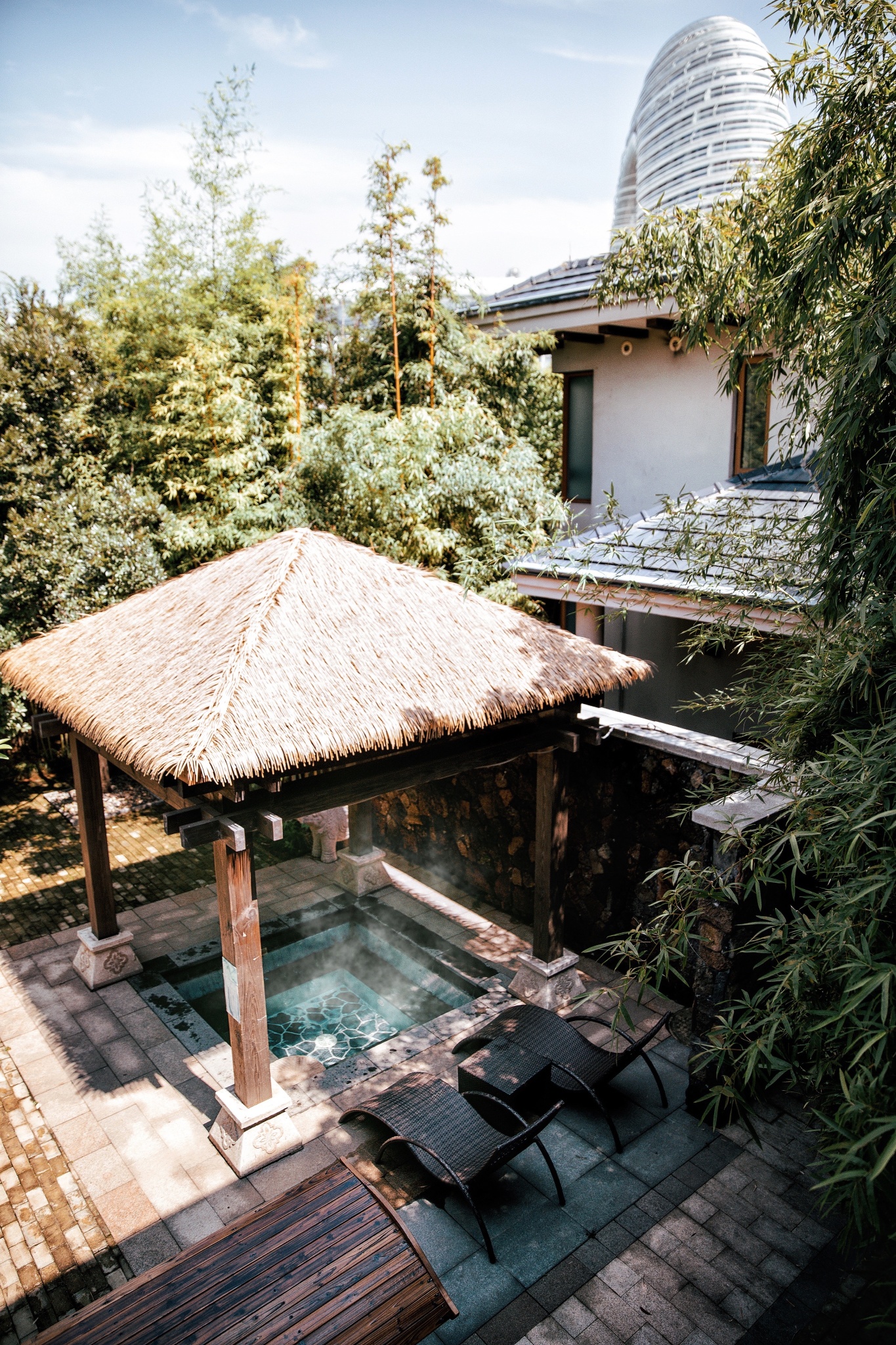 TAI LAKE DREAMLOHAS VILLA RESORT Over view