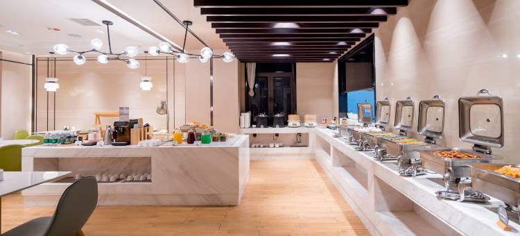 衡水中学人民东路亚朵酒店图片