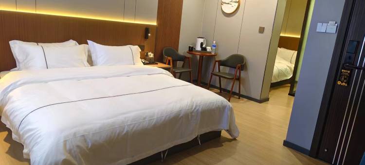 桔栀春天影院酒店(滨海家园店)图片