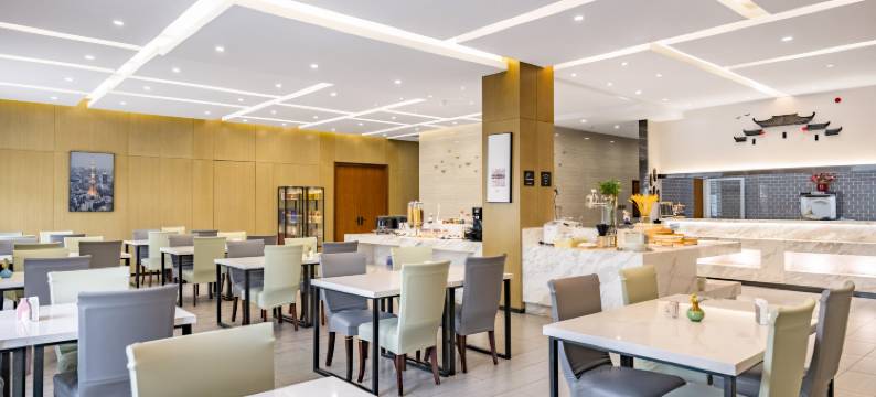 南京南站百家湖亚朵酒店图片