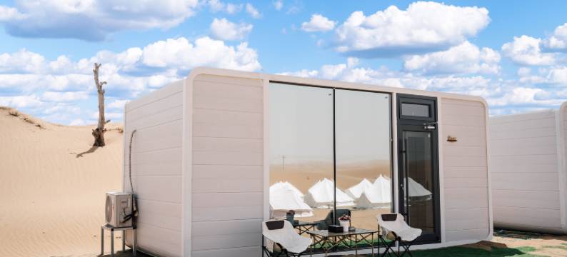 野奢天际全景沙漠露营地图片