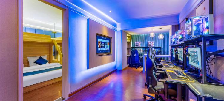 星核电竞酒店(佛山金沙洲金铂天地广场店)图片