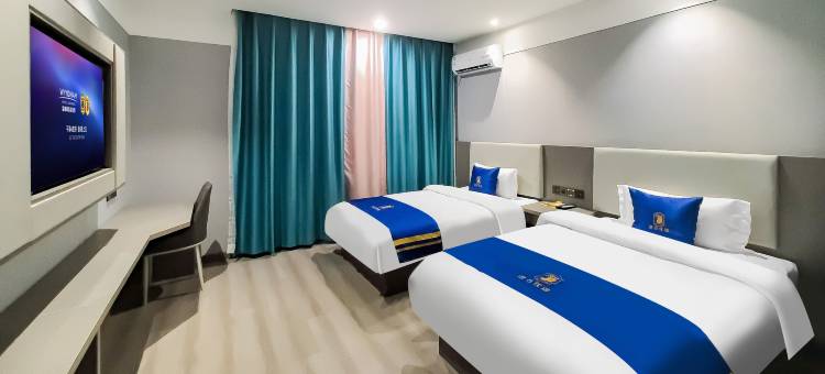 速8优选酒店(巴彦淖尔市人民公园店)图片