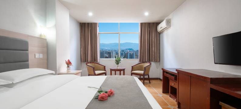 东浩酒店(西昌旅游集散中心店)图片