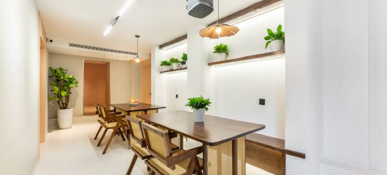 北戴河悦己酒店(石塘路步行街店)图片