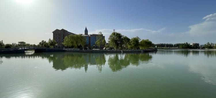 维也纳国际酒店(阿克苏机场店)图片