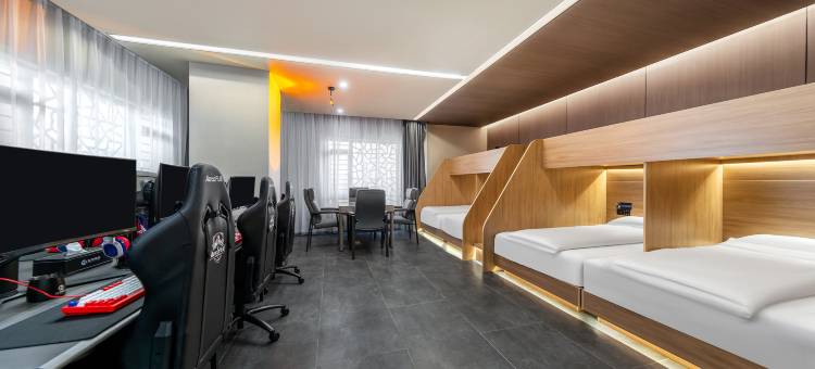 艾特摩高电竞酒店(南京夫子庙店)图片