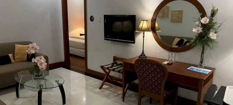 马尼拉马卡蒂 OAK 联排别墅(靠近 PNR 帕赛伊万杰利斯塔)(Townhouse OAK Makati Manila Near PNR Pasay Evangelista formerly VIP Suites)图片