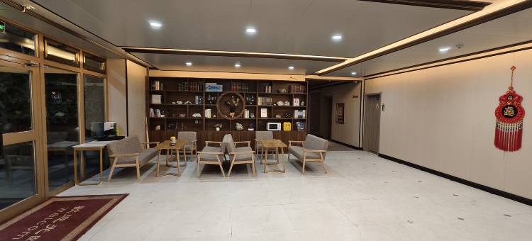 富蕴雪域可可酒店图片