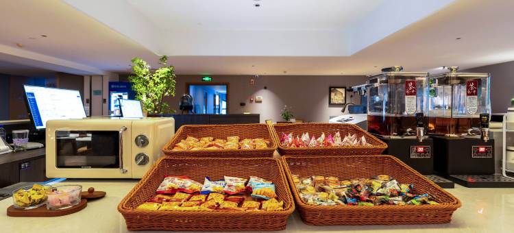 EZ Boomtel 逸宿泊庭酒店(宁波火车站汽车南站店)图片