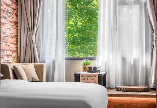 Xiaoqi Art Hotel (Nanjing Wutong Museum  Avenue) Hotel Overview