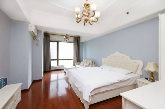 天成精品公寓(沈阳奥体万达店)