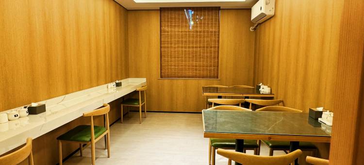 云居美学酒店(摩尔城店)图片