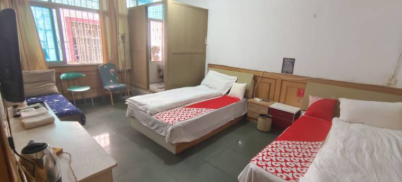 昆明鸿发宾馆(小板桥店)图片