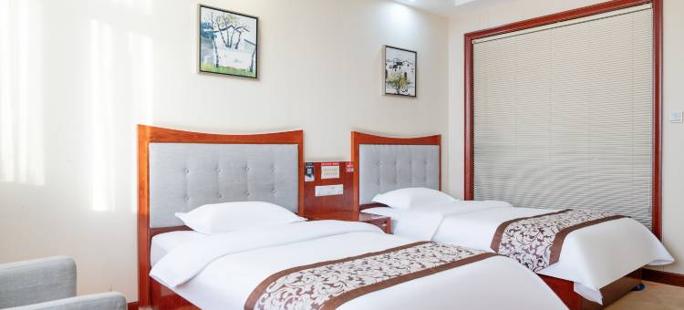 凤台拉菲假日酒店图片