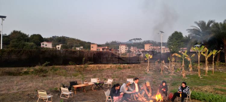 明月禾间野奢溯溪汤泉民宿图片