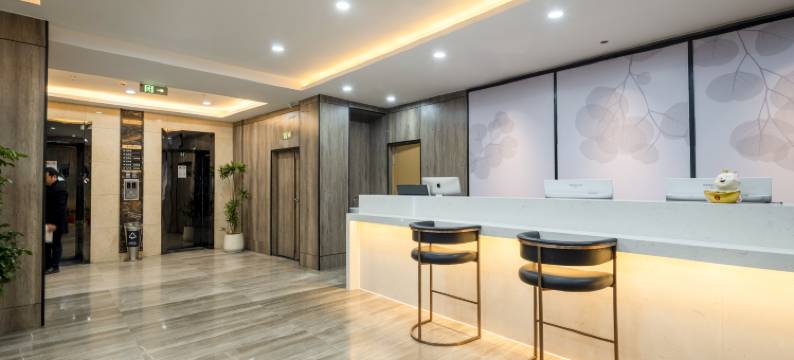 蜜桃水晶酒店(无锡火车站靖海地铁站店)图片