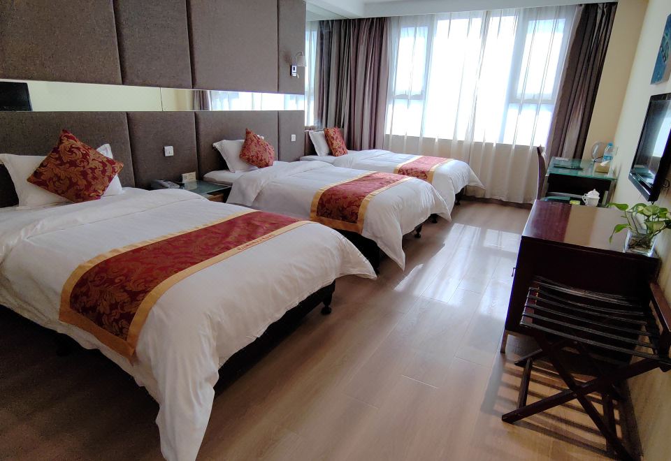  Hotel Overview