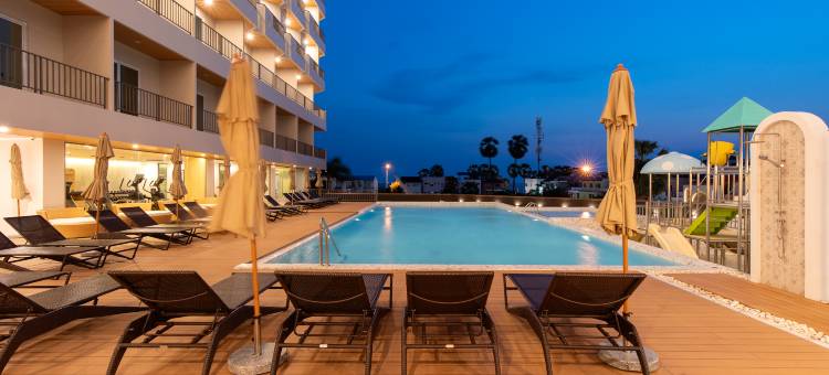 中天塔尼酒店(Jomtien Thani Hotel)图片