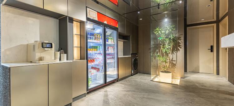 林成酒店(贵阳甲秀楼青云市集店)图片