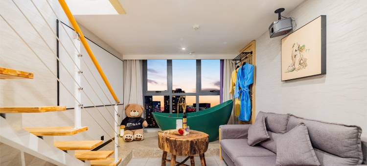 云孚里·隐宿酒店(成都理工大学东郊记忆公园店)图片