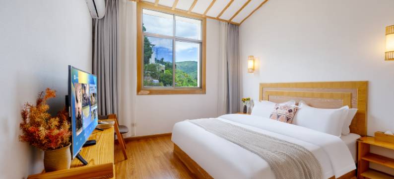 抚仙湖·听山｜LAKE·REVERIE·PARADISE设计师美宿(小湾村店)图片