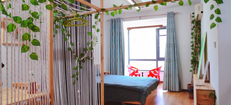 陆苏木·上东艺宿(天津东疆亲海公园店)图片