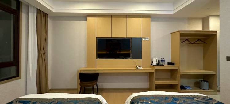 白玉铂莱酒店图片