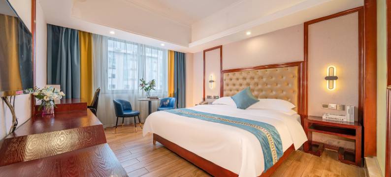 小太阳大酒店(广西大学南宁火车站店)图片