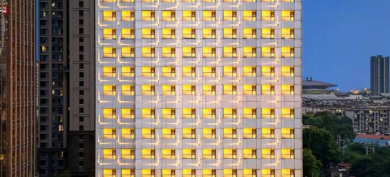 武汉华尊天伦大酒店(黄鹤楼武昌火车站店)图片