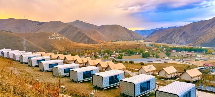 罗布星光·Verdant·Valleys野奢营地酒店(康定新都桥店)图片