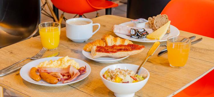 民宿酒店阿拉斯中心莱斯广场(B&B Hotel Arras Centre les Places)图片