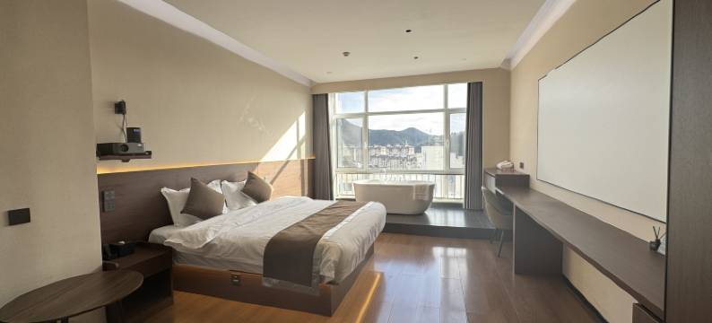 鸿銮·星居民宿(承德鼎盛王朝康熙大典演出店)图片