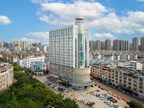 罗尔斯轻悦酒店(柳州鹿寨县政府店)