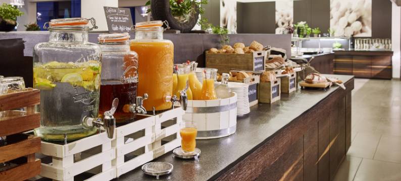 纽博格林赛车林德纳酒店(Nuerburgring Motorsport Hotel)图片