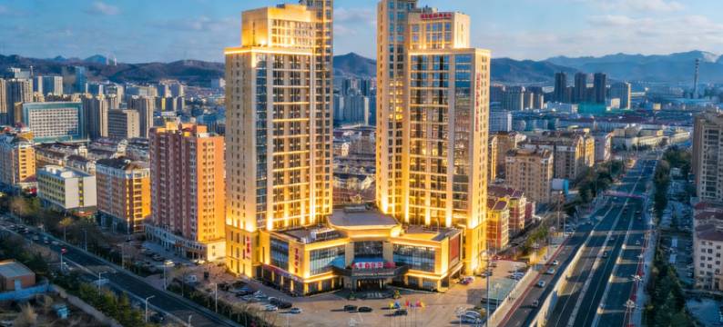 威海春竹国际大酒店(高铁站韩乐坊店)图片