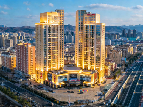 威海春竹国际大酒店(高铁站韩乐坊店)