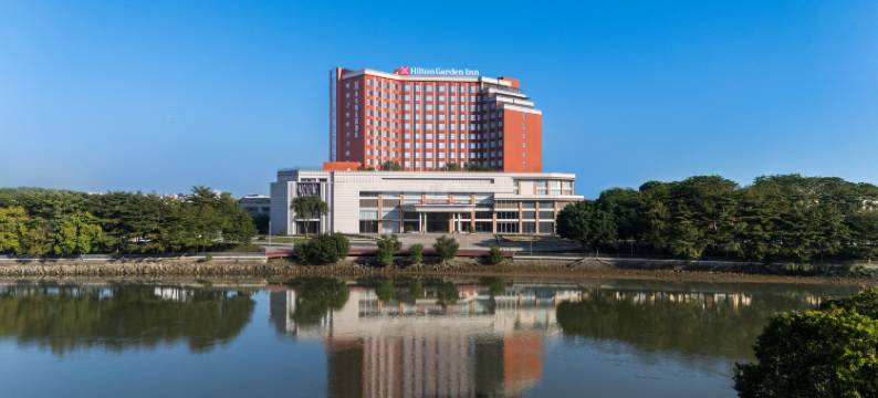 东莞万江江景路南华希尔顿花园酒店图片