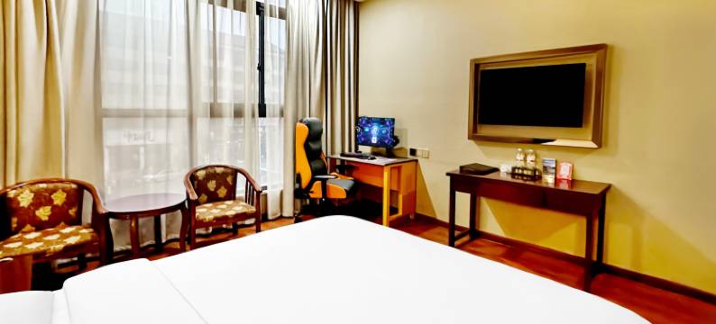 亚信电竞酒店(浏阳长兴湖南湖公园店)图片