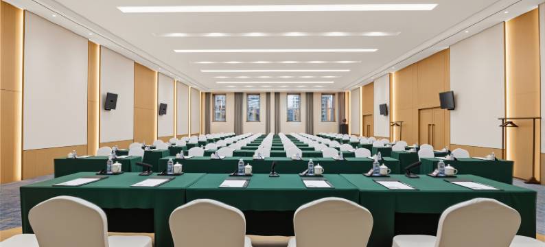 内蒙古乌澜大酒店图片