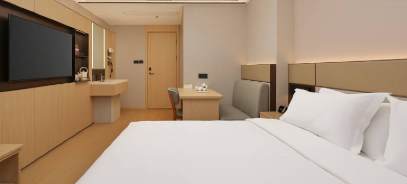 瑞季轻居酒店(南京夫子庙三山街地铁站店)图片