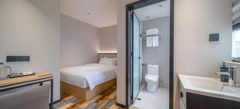 如家睿柏·云酒店(六安金安区政务中心店)图片