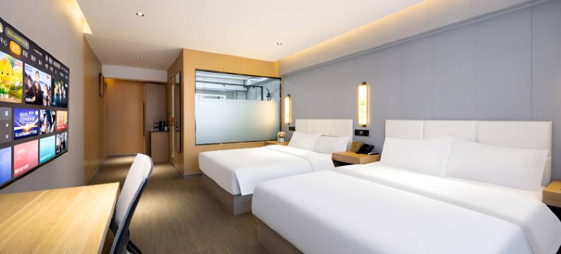 夜泊雅境酒店(阜新万达高铁站店)图片