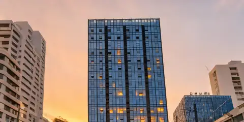 雲槿智慧酒店(新浦林達美食街店)